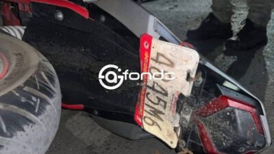 TRAGEDIA. Joven manejaba una motocicleta sin casco de protección; de pronto, derrapó y terminó muerto