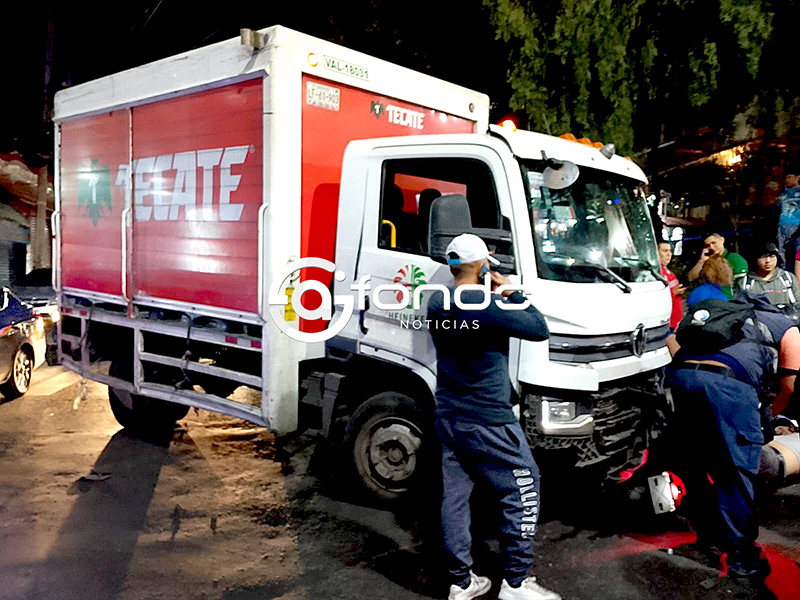 TRAGEDIA. Motociclista choca de frente contra camión de cerveza y pierde la vida de madrugada