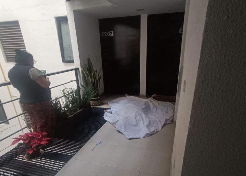 ÚLTIMA HORA: Don Javier bajaba la escalera al escuchar la alerta sísmica y murió al caer